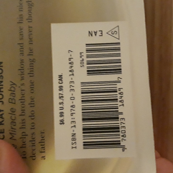 2 Linda Lael Miller Paperback Books, Creed's Honor, Ragged Rainbows - Picture 8 of 9